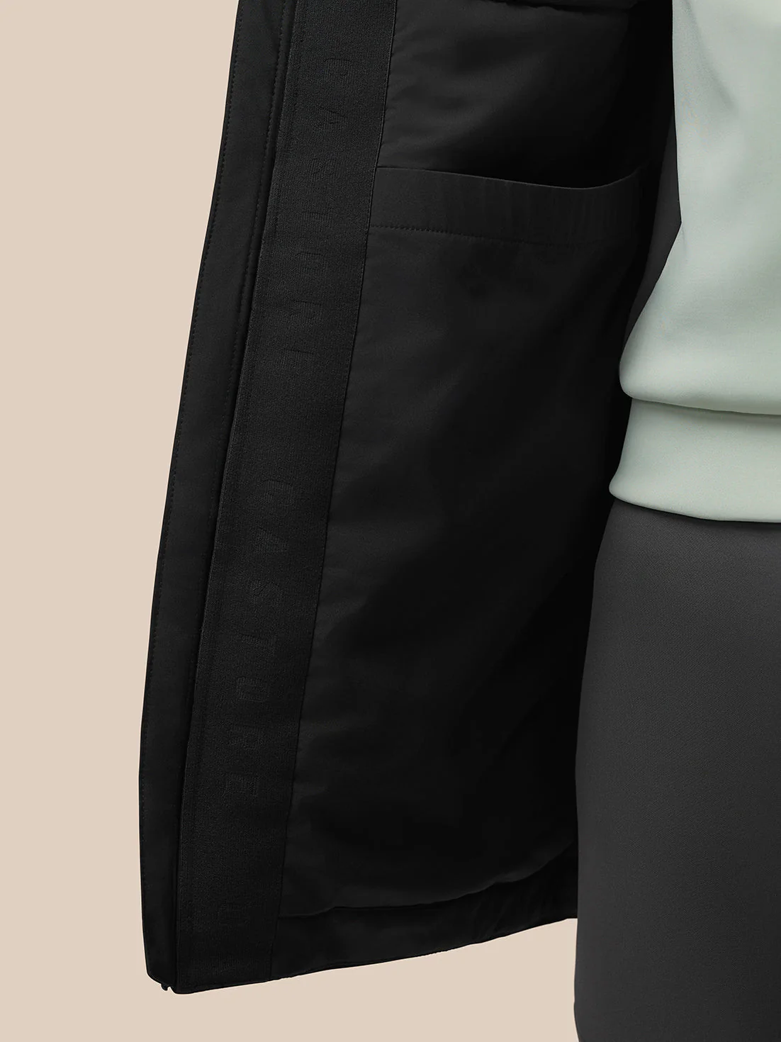 LONGLINE WADDED JACKET - BLACK - Image 15